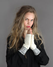 Bryggen Fingerless Mittens - Susan Fosse