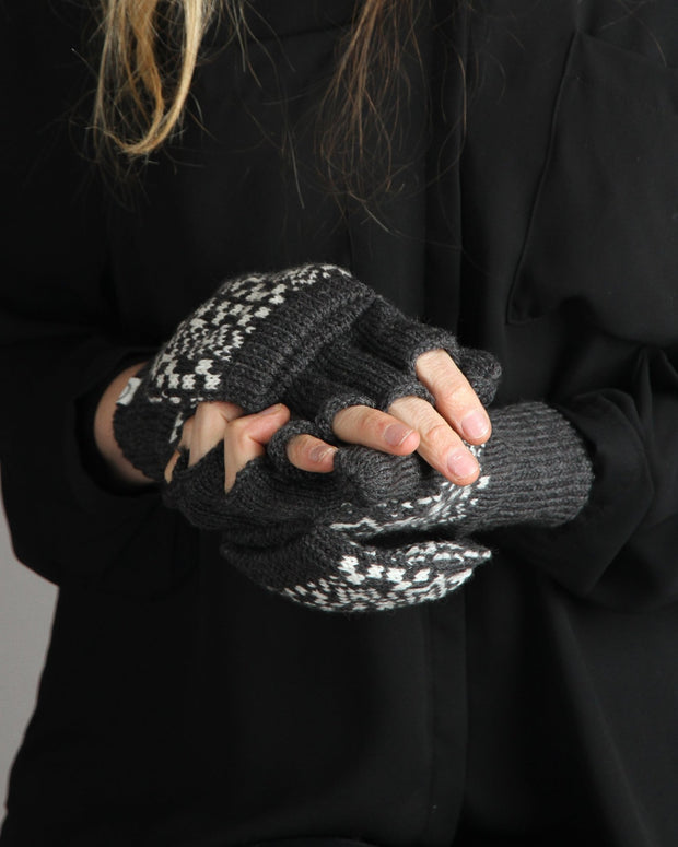 Rundemann Fingerless Gloves - Susan Fosse