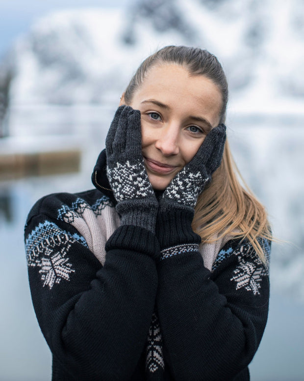 Rundemann Gloves - Susan Fosse
