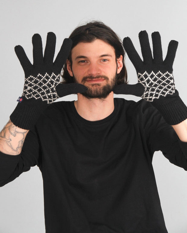 Rundemann Gloves - Susan Fosse